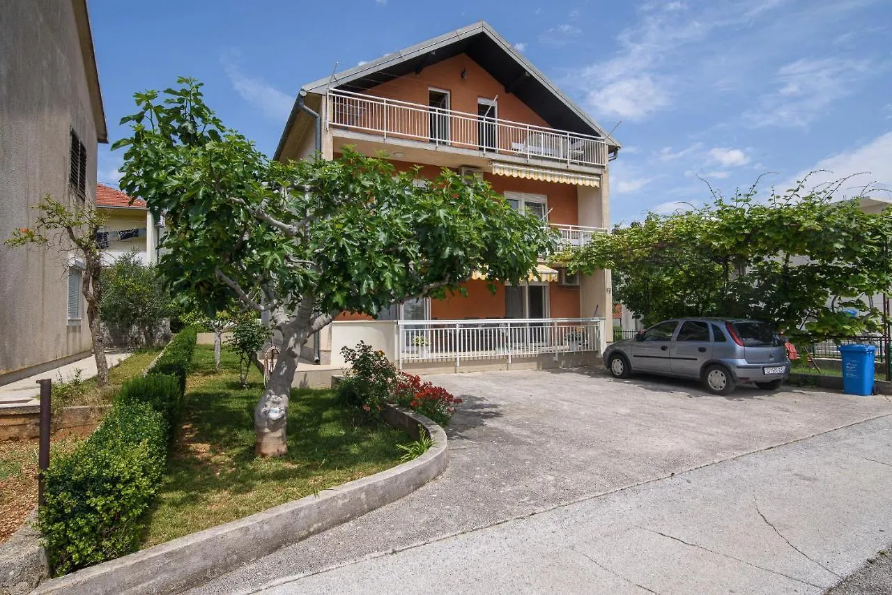 Apartment Apartman Tonka Trogir