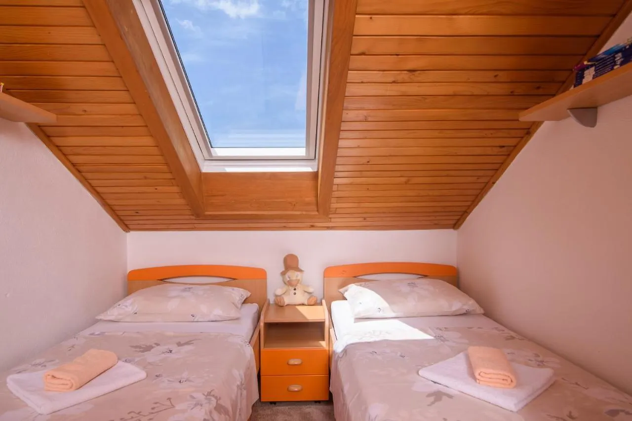 Apartment Apartman Tonka Trogir