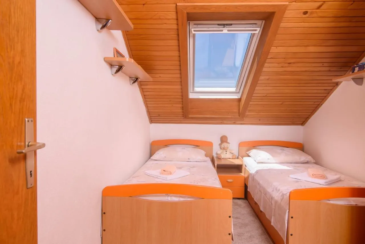 Apartman Tonka Trogir 0*,