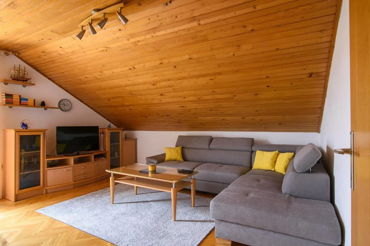 Apartment Apartman Tonka Trogir Croatia