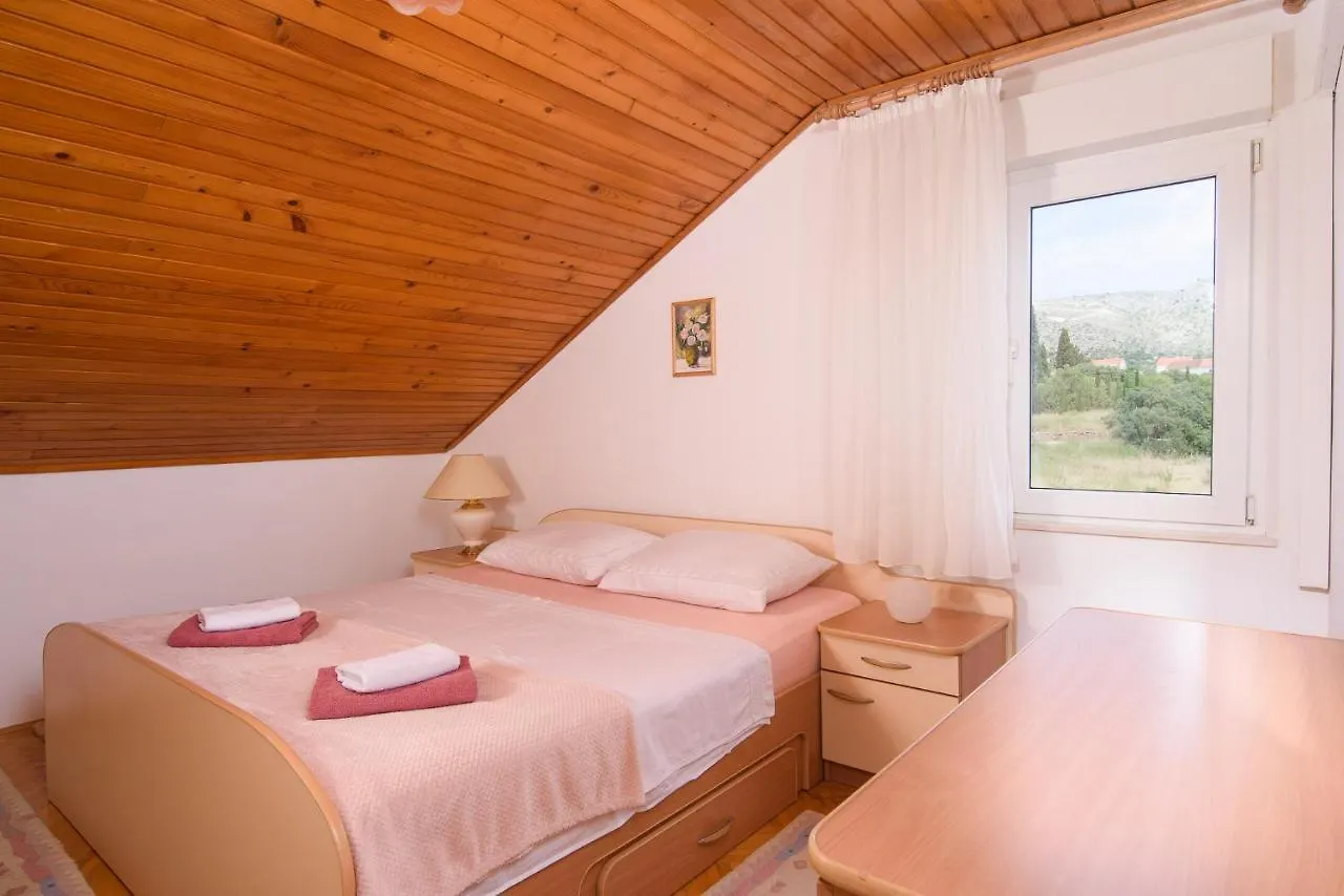 Apartment Apartman Tonka Trogir